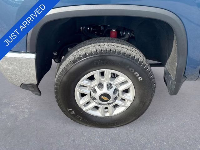 2025 Lakeshore Blue Chevrolet Silverado 2500HD LT 4X4 Truck