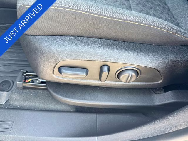 2024 Riptide Blue Chevrolet Equinox LT FWD SUV