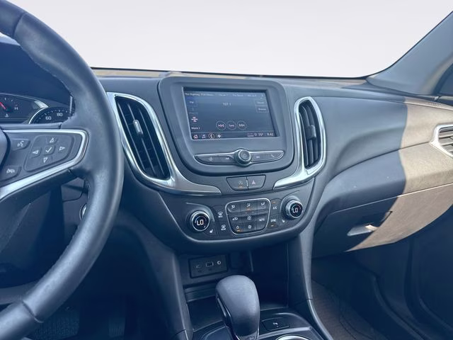 2024 Riptide Blue Chevrolet Equinox LT FWD SUV