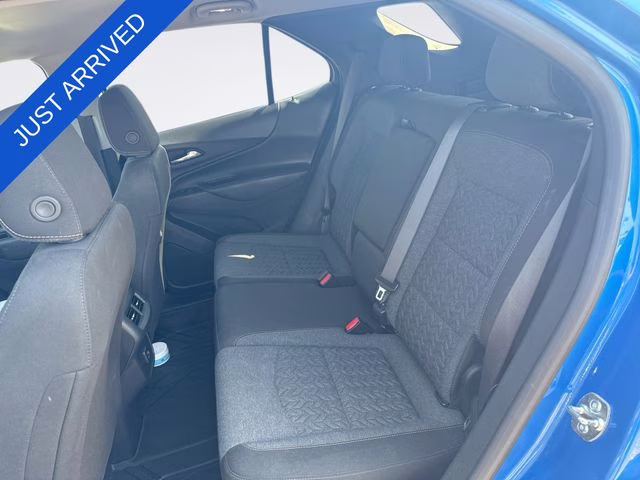 2024 Riptide Blue Chevrolet Equinox LT FWD SUV