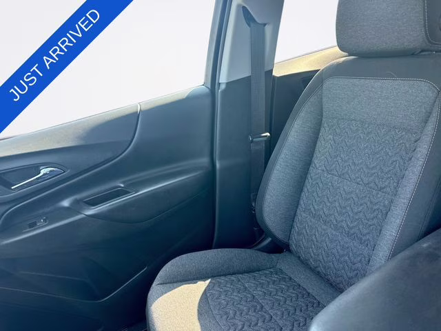 2024 Riptide Blue Chevrolet Equinox LT FWD SUV