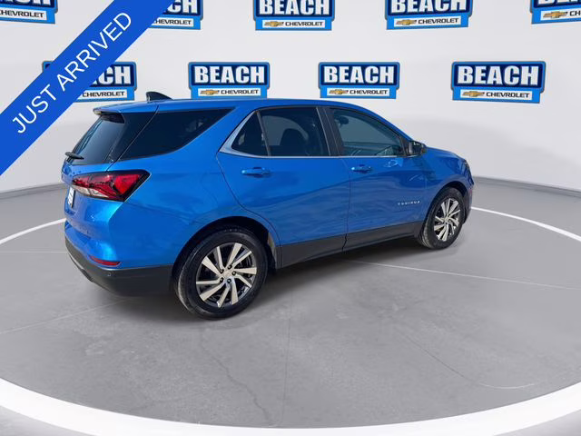 2024 Riptide Blue Chevrolet Equinox LT FWD SUV