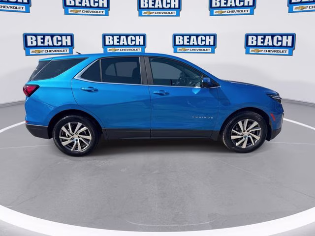 2024 Riptide Blue Chevrolet Equinox LT FWD SUV