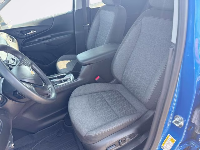 2024 Riptide Blue Chevrolet Equinox LT FWD SUV
