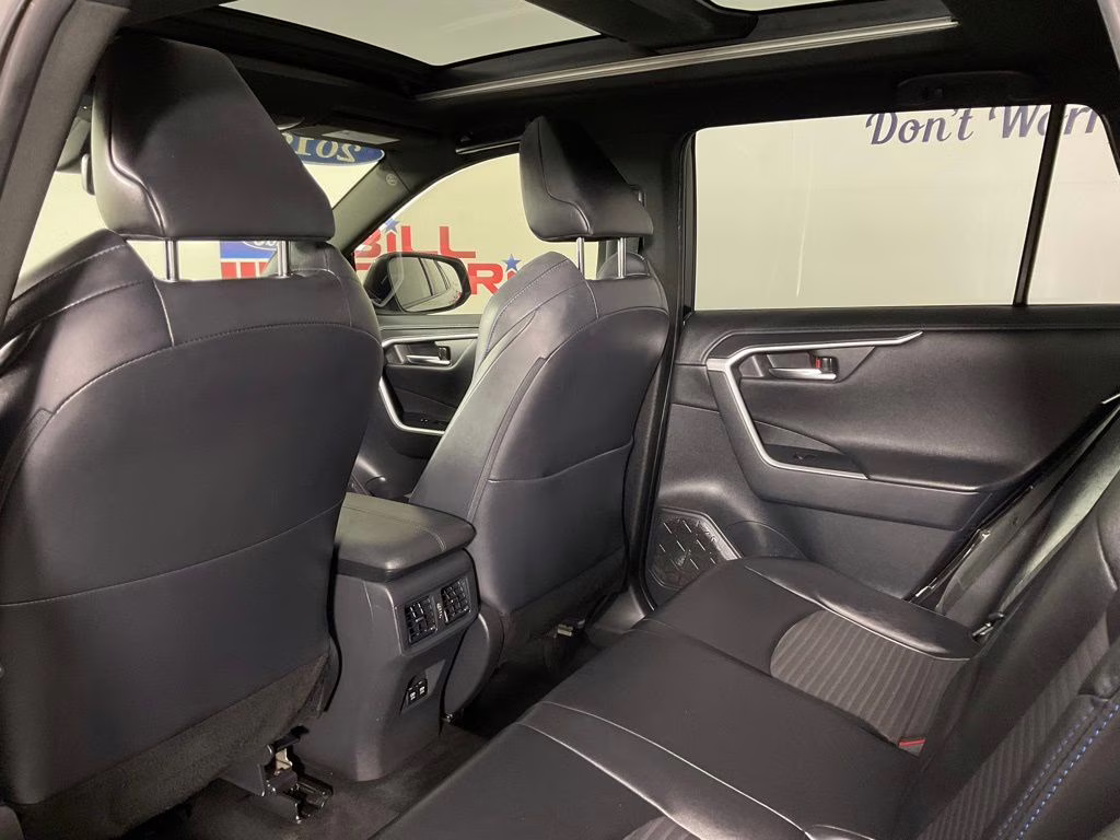 2019 Silver Sky Metallic Toyota RAV4 Hybrid XSE AWD SUV