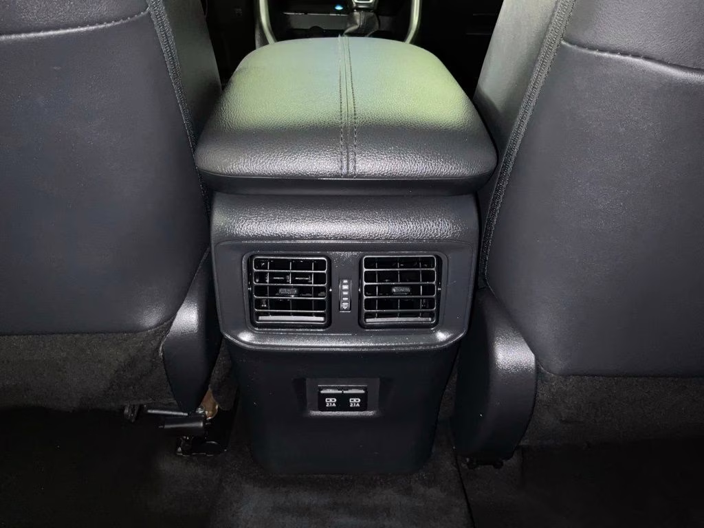 2019 Silver Sky Metallic Toyota RAV4 Hybrid XSE AWD SUV
