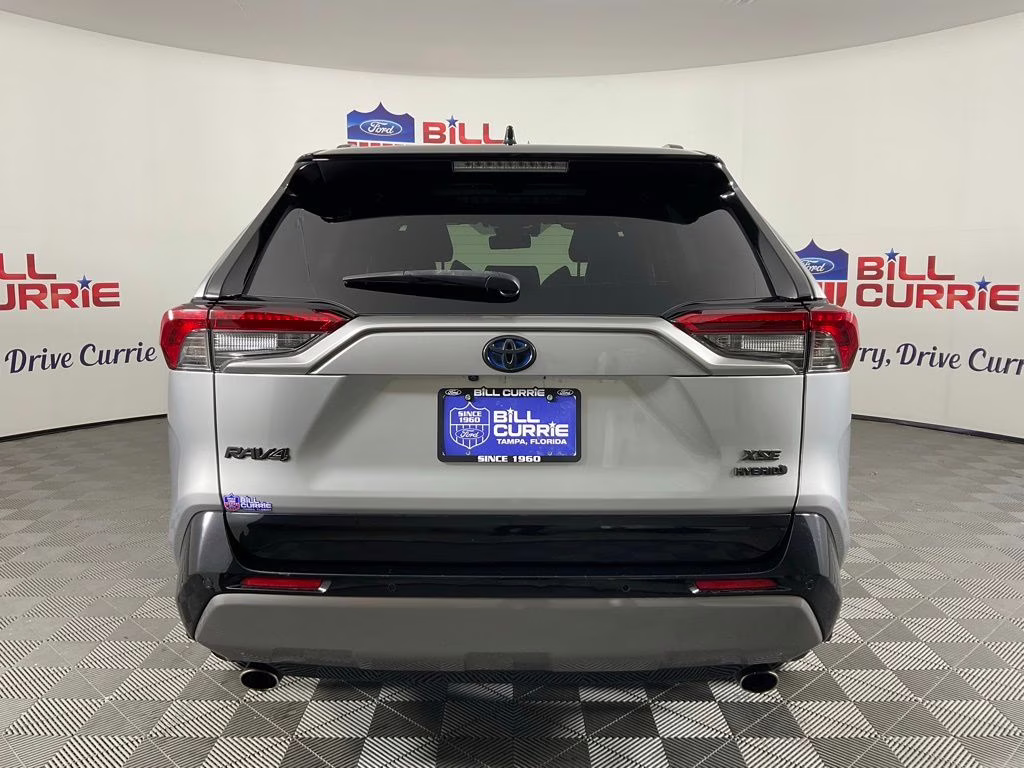 2019 Silver Sky Metallic Toyota RAV4 Hybrid XSE AWD SUV