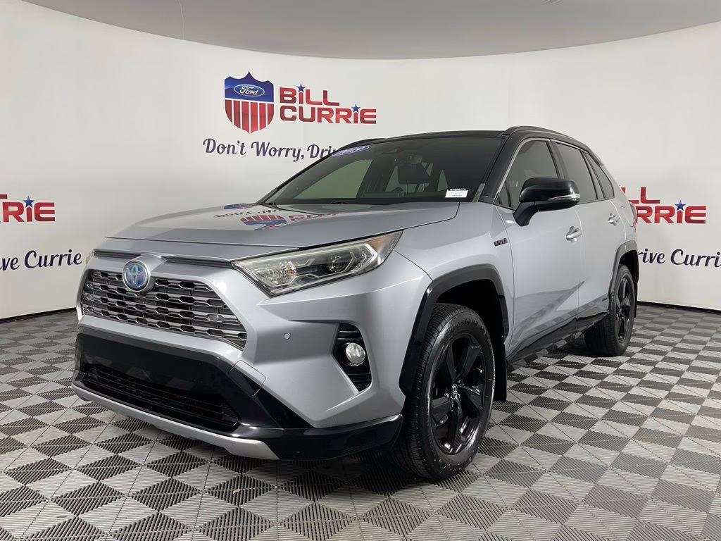 2019 Silver Sky Metallic Toyota RAV4 Hybrid XSE AWD SUV