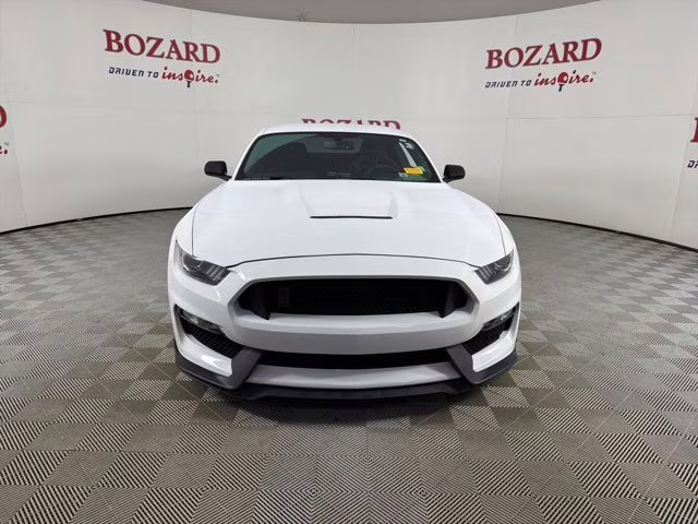 2017 Oxford White Ford Mustang Shelby GT350 RWD Coupe