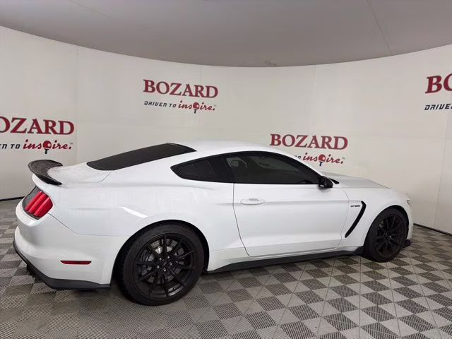 2017 Oxford White Ford Mustang Shelby GT350 RWD Coupe