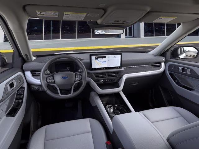 2026 Space White Metallic Ford Explorer Platinum 4X4 SUV