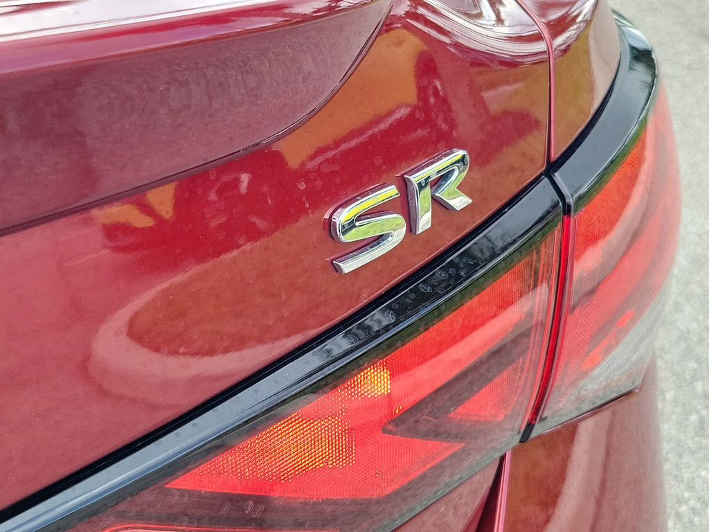 2023 Scarlet Nissan Sentra SR FWD Sedan