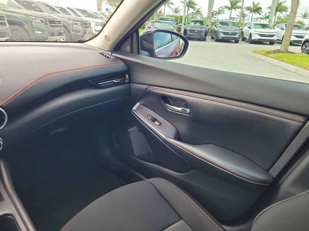 2023 Scarlet Nissan Sentra SR FWD Sedan