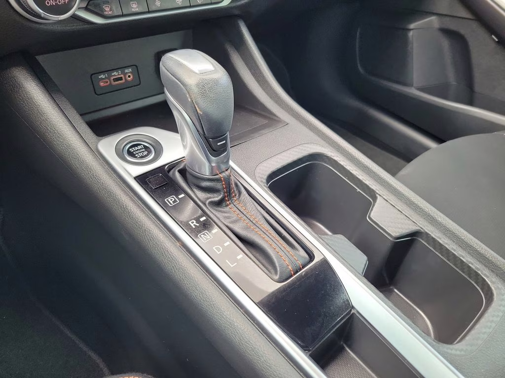 2023 Scarlet Nissan Sentra SR FWD Sedan