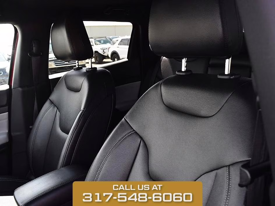 2025 Red Hot Pearlcoat Jeep Compass Limited 4X4 SUV
