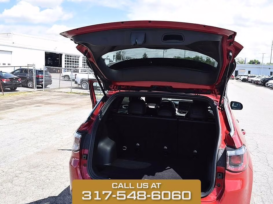2025 Red Hot Pearlcoat Jeep Compass Limited 4X4 SUV