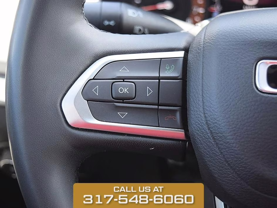 2025 Red Hot Pearlcoat Jeep Compass Limited 4X4 SUV
