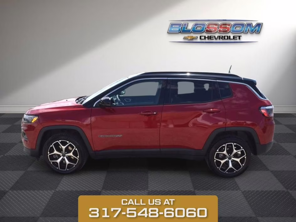 2025 Red Hot Pearlcoat Jeep Compass Limited 4X4 SUV