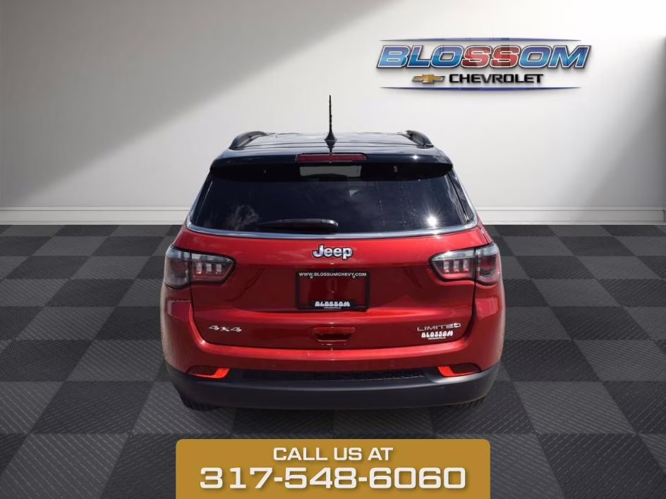 2025 Red Hot Pearlcoat Jeep Compass Limited 4X4 SUV