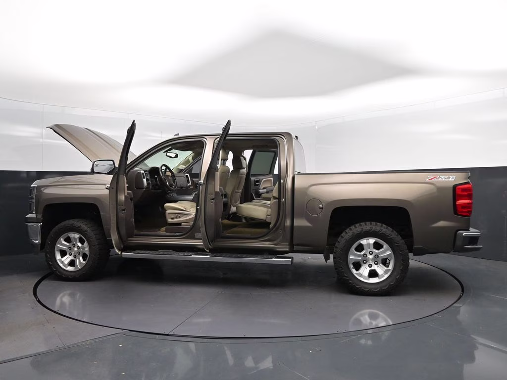 2014 Brownstone Metallic Chevrolet Silverado 1500 LT 4X4 Truck
