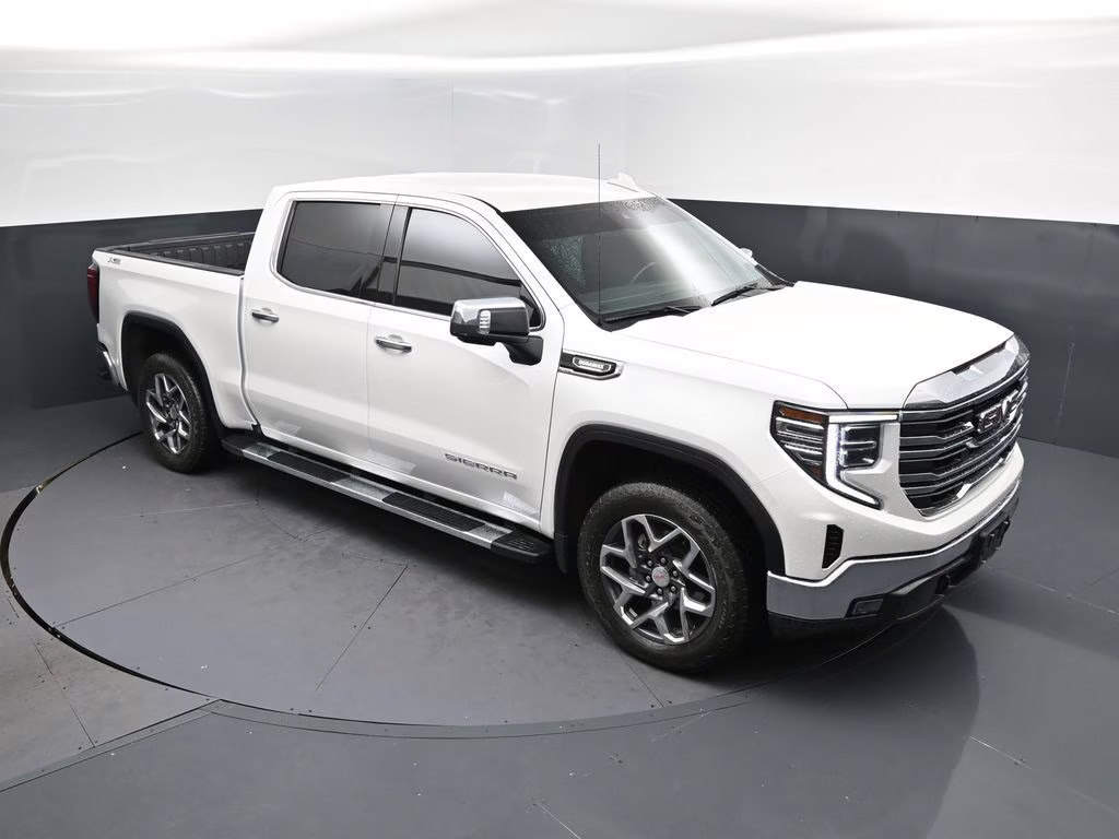 2023 White Frost GMC Sierra 1500 SLT 4X4 Truck