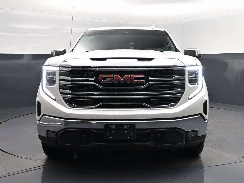 2023 White Frost GMC Sierra 1500 SLT 4X4 Truck