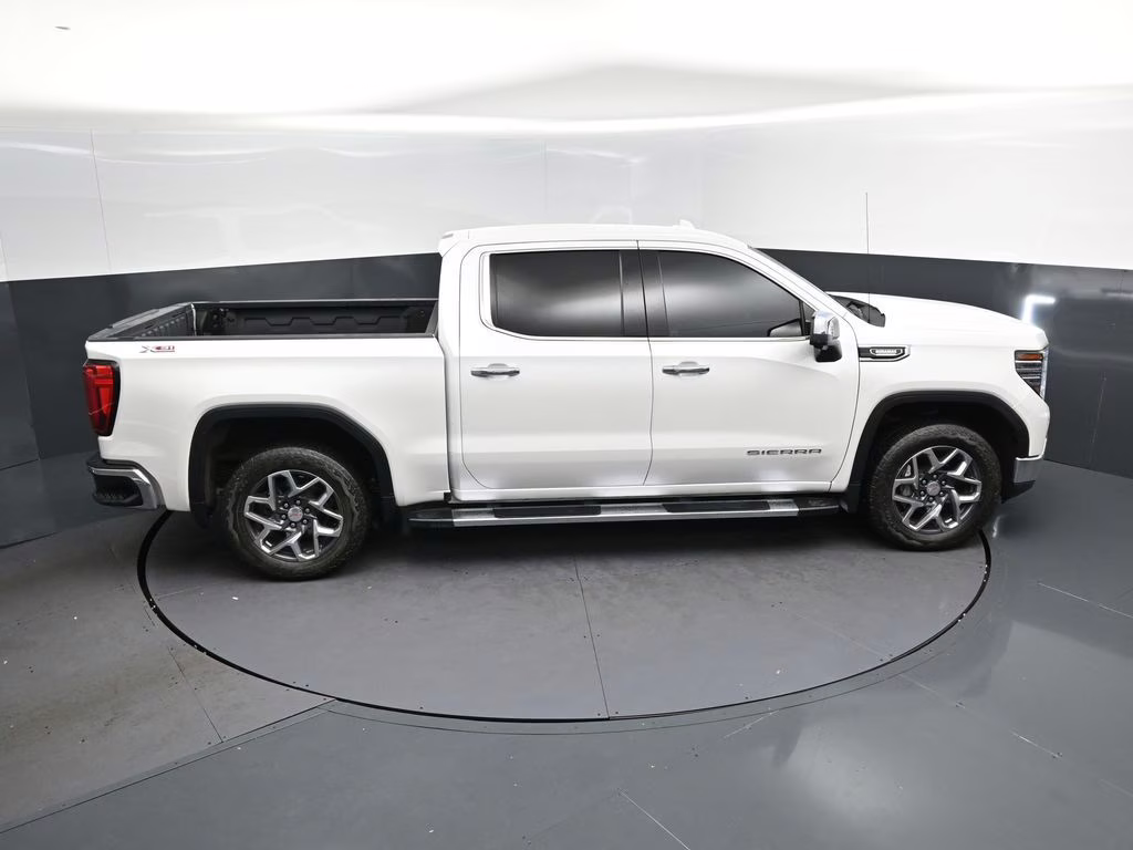 2023 White Frost GMC Sierra 1500 SLT 4X4 Truck