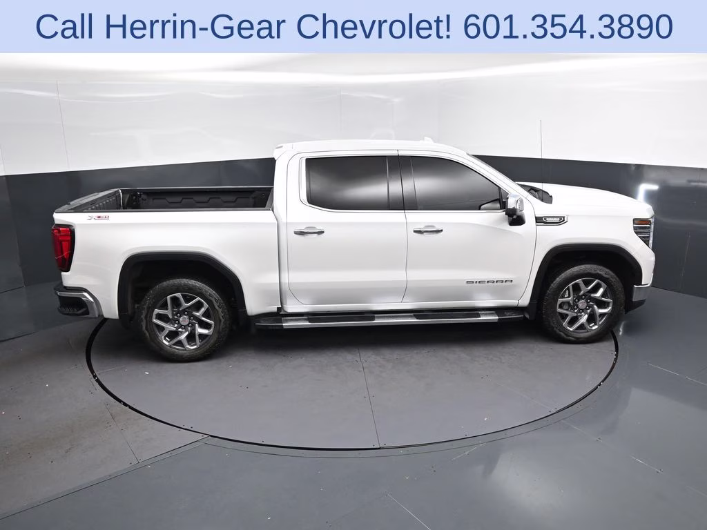 2023 White Frost GMC Sierra 1500 SLT 4X4 Truck