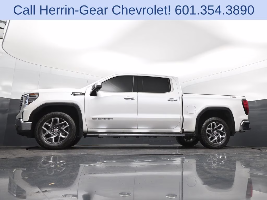 2023 White Frost GMC Sierra 1500 SLT 4X4 Truck