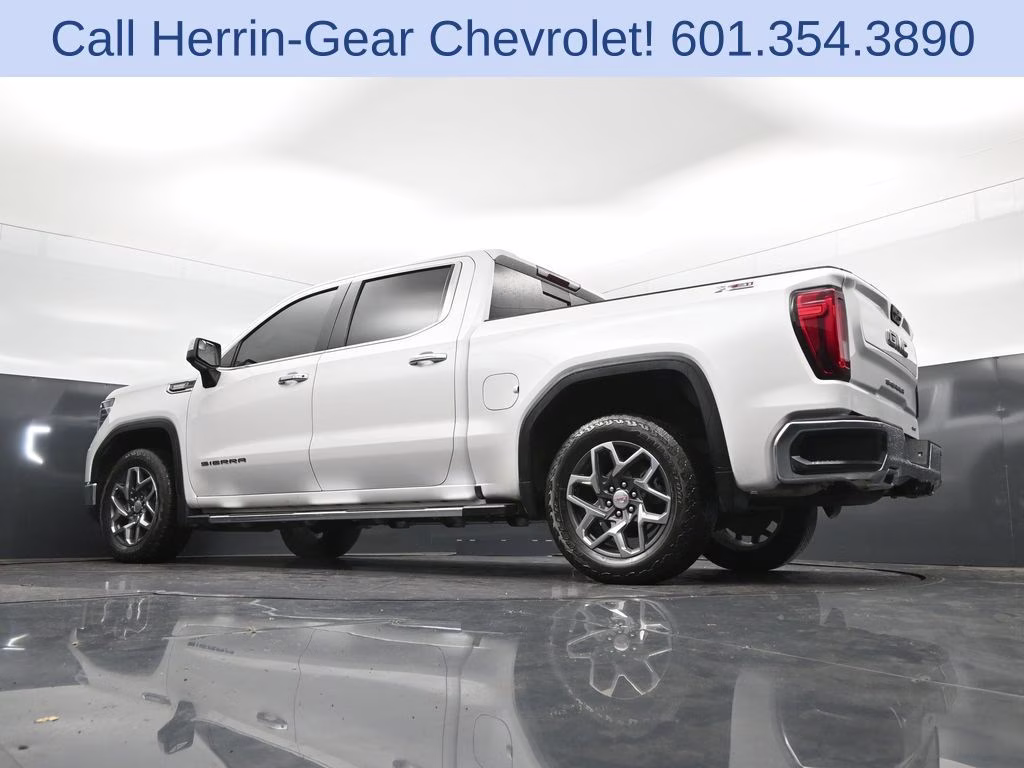 2023 White Frost GMC Sierra 1500 SLT 4X4 Truck