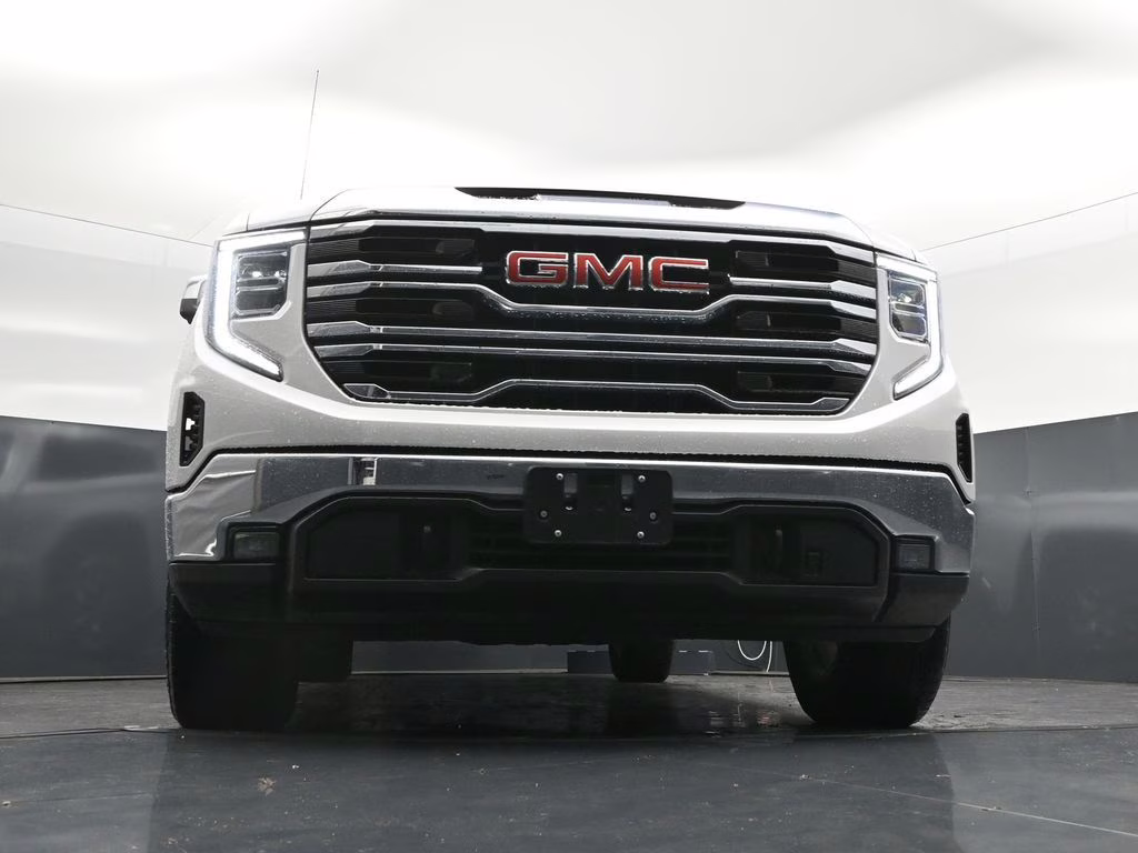 2023 White Frost GMC Sierra 1500 SLT 4X4 Truck