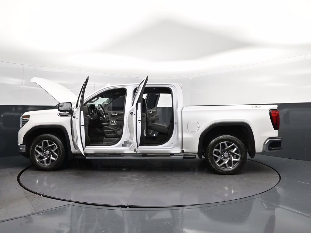 2023 White Frost GMC Sierra 1500 SLT 4X4 Truck