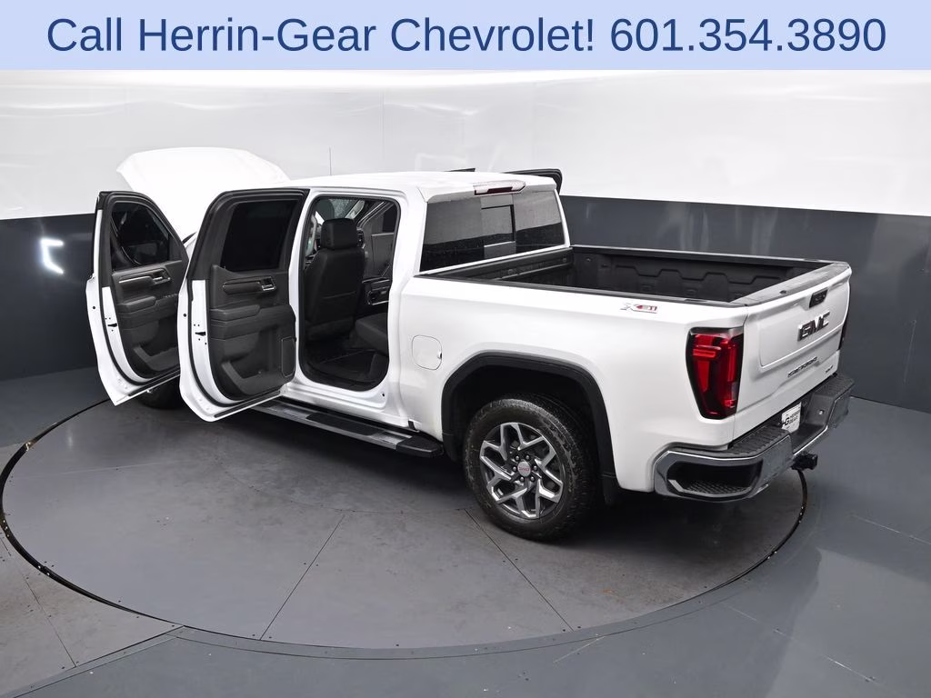 2023 White Frost GMC Sierra 1500 SLT 4X4 Truck