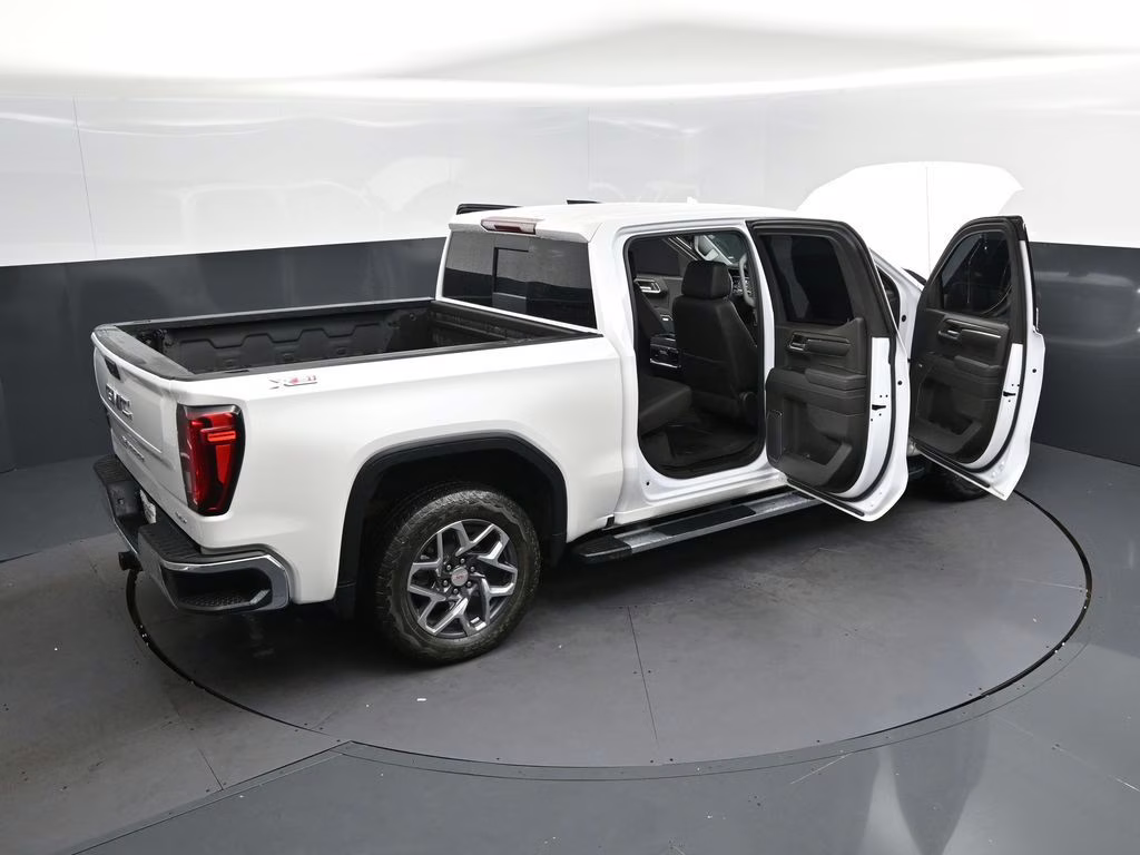 2023 White Frost GMC Sierra 1500 SLT 4X4 Truck