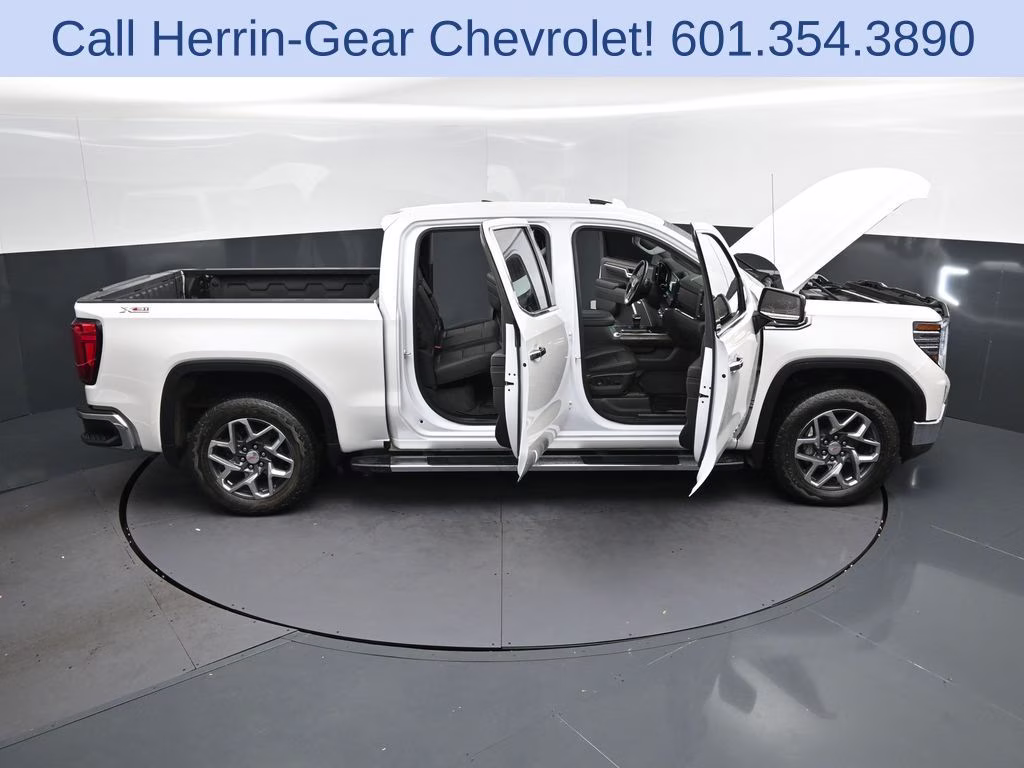 2023 White Frost GMC Sierra 1500 SLT 4X4 Truck