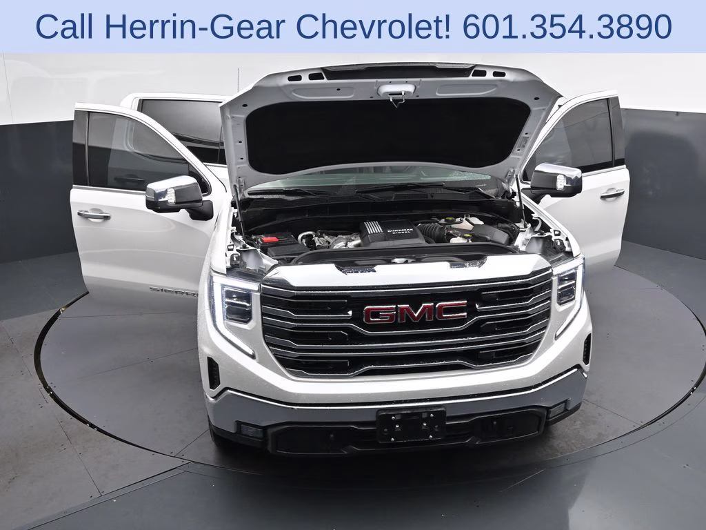 2023 White Frost GMC Sierra 1500 SLT 4X4 Truck