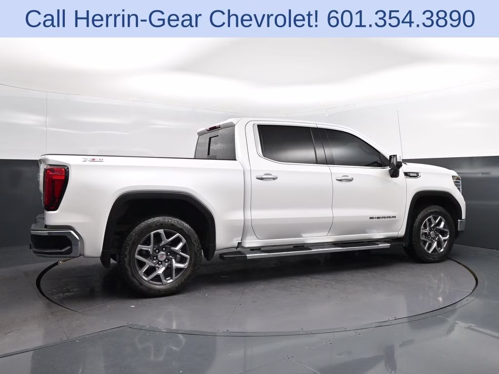 2023 White Frost GMC Sierra 1500 SLT 4X4 Truck