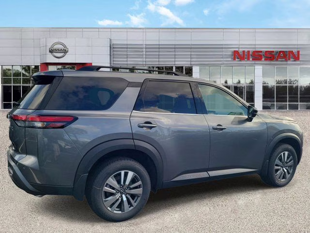 2026 Gun Metallic Nissan Pathfinder SL FWD SUV