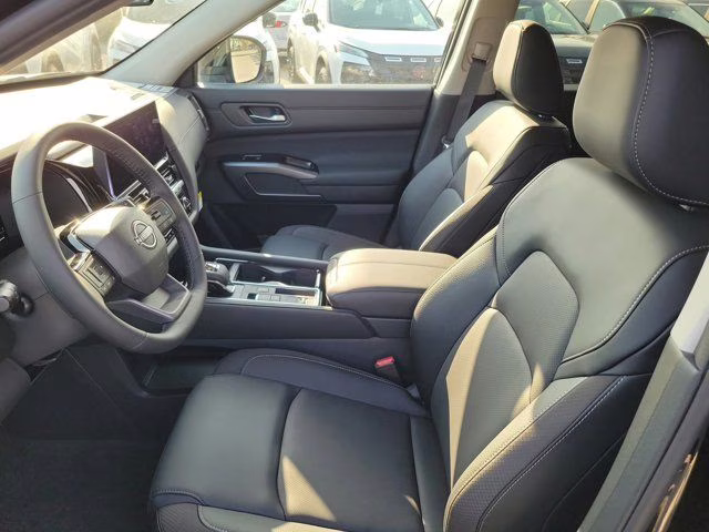 2026 Gun Metallic Nissan Pathfinder SL FWD SUV