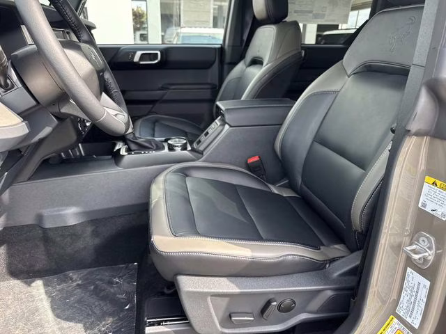 2026 Gray Ford Bronco Outer Banks 4X4 SUV