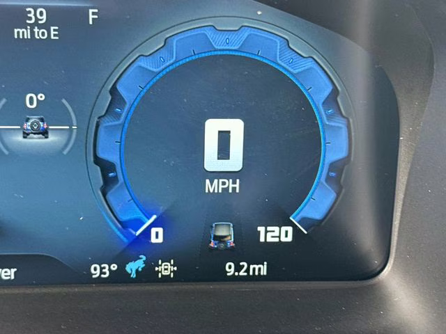 2026 Oxford White Ford Bronco Badlands 4X4 SUV