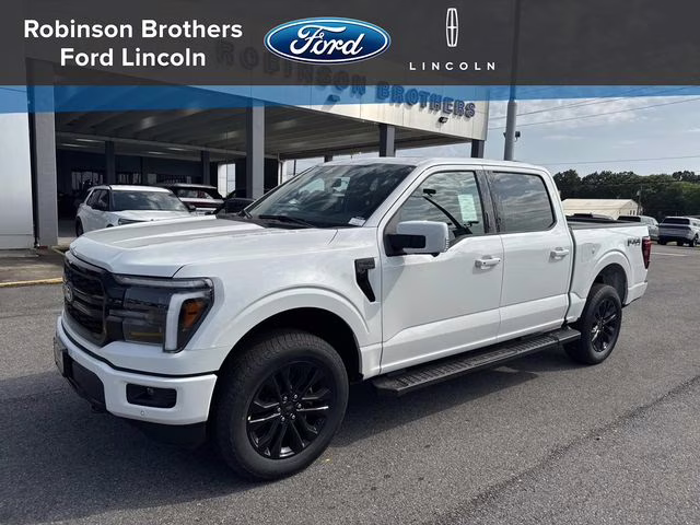 2026 White Ford F-150 Lariat 4X4 Truck