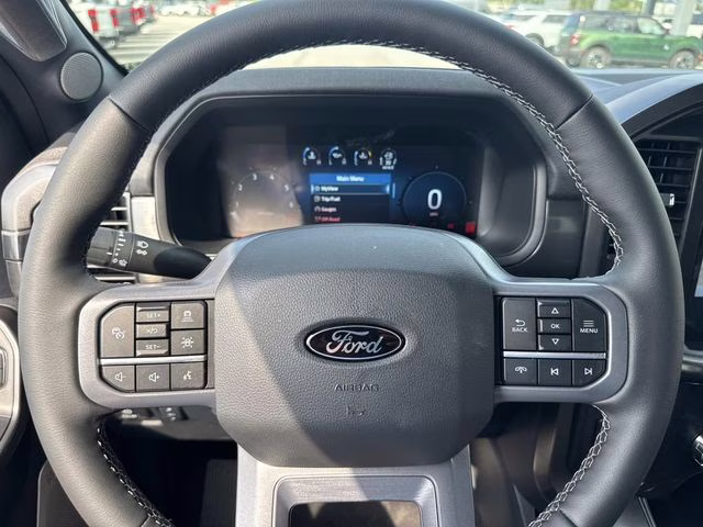 2026 White Ford F-150 Lariat 4X4 Truck