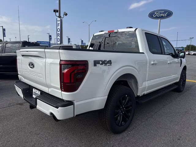 2026 White Ford F-150 Lariat 4X4 Truck