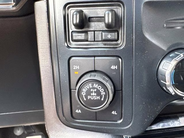 2026 Avalanche Ford F-150 Platinum 4X4 Truck