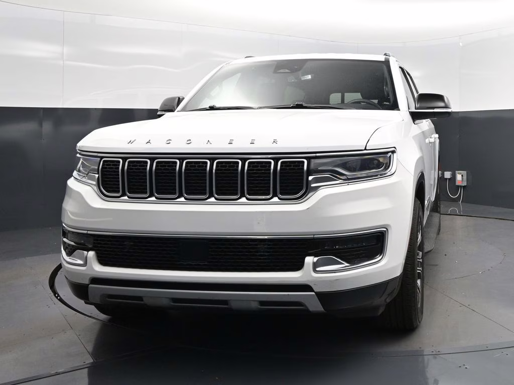 2024 Bright White Clearcoat Jeep Wagoneer L Series II 4X4 SUV