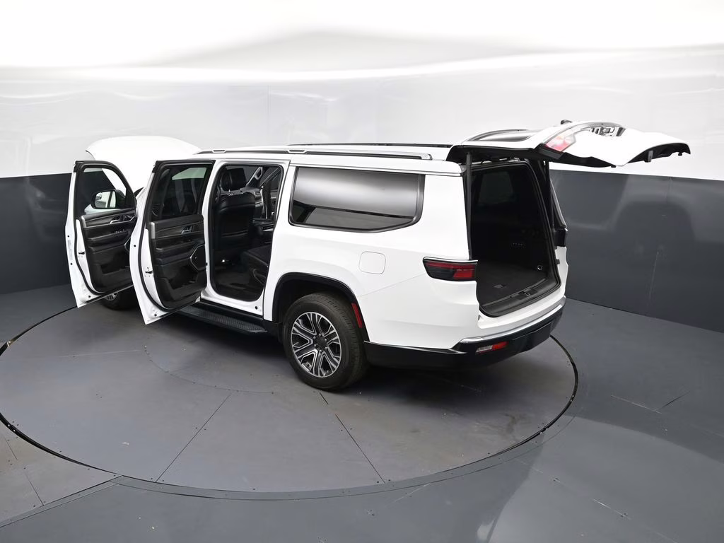 2024 Bright White Clearcoat Jeep Wagoneer L Series II 4X4 SUV