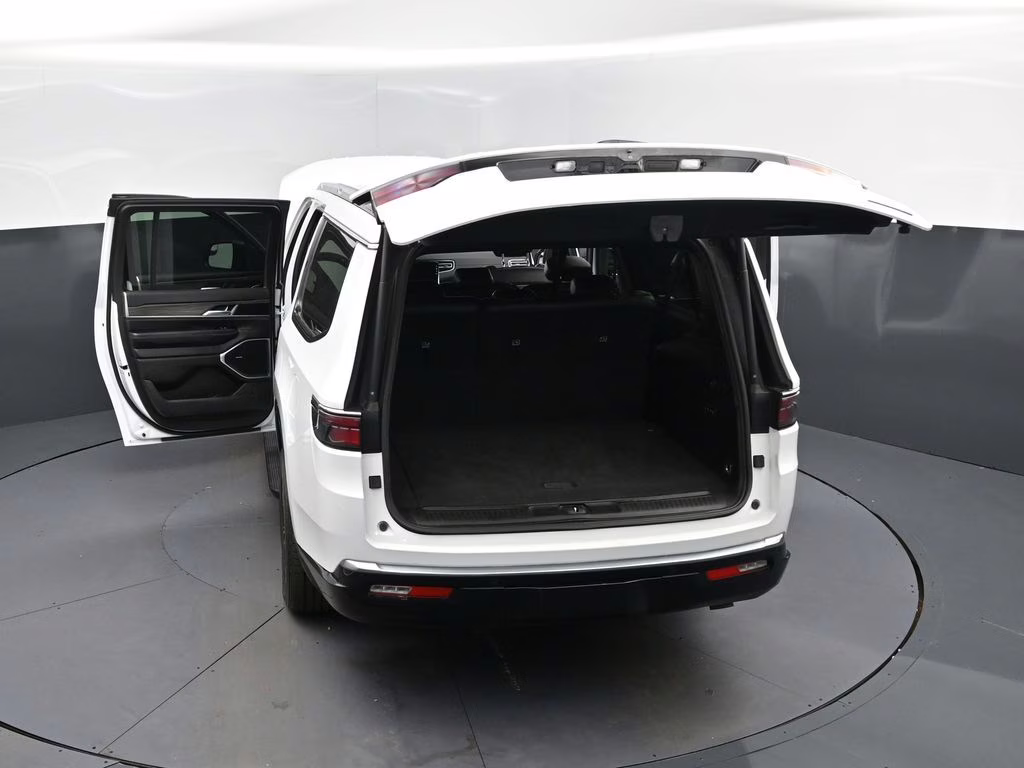 2024 Bright White Clearcoat Jeep Wagoneer L Series II 4X4 SUV