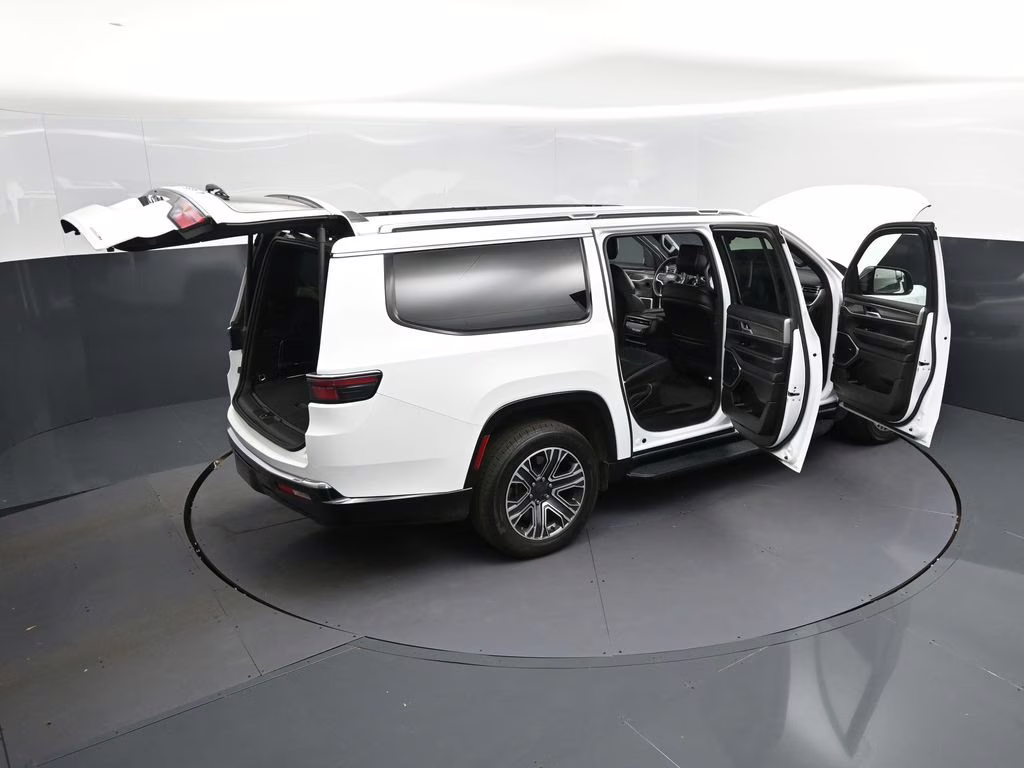 2024 Bright White Clearcoat Jeep Wagoneer L Series II 4X4 SUV