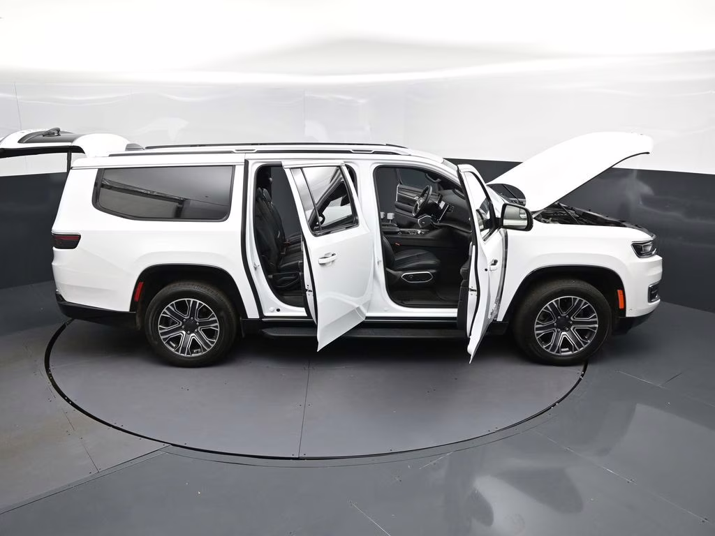 2024 Bright White Clearcoat Jeep Wagoneer L Series II 4X4 SUV